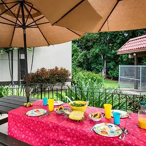 Kona Mansions D231 Apartment